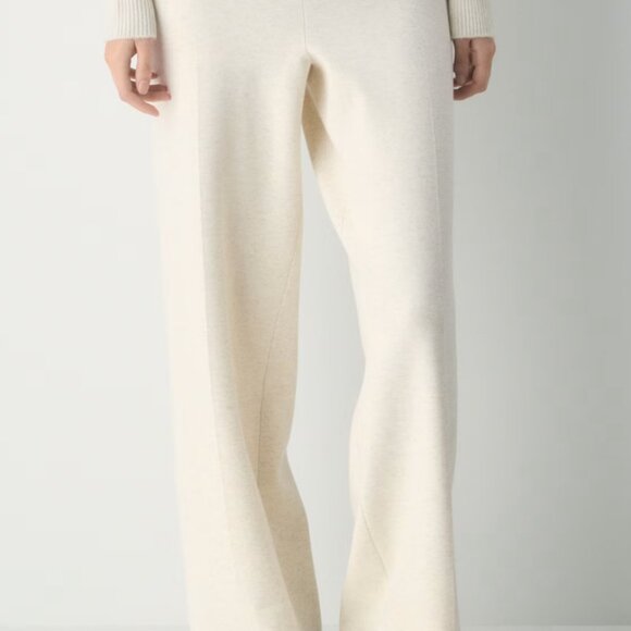 Aritzia Pants - NWT Aritzia SOUVENIR Pant - Light Birch M